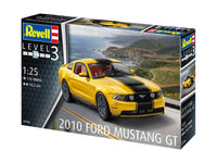 REVELL 2010 Ford Mustang  1:25